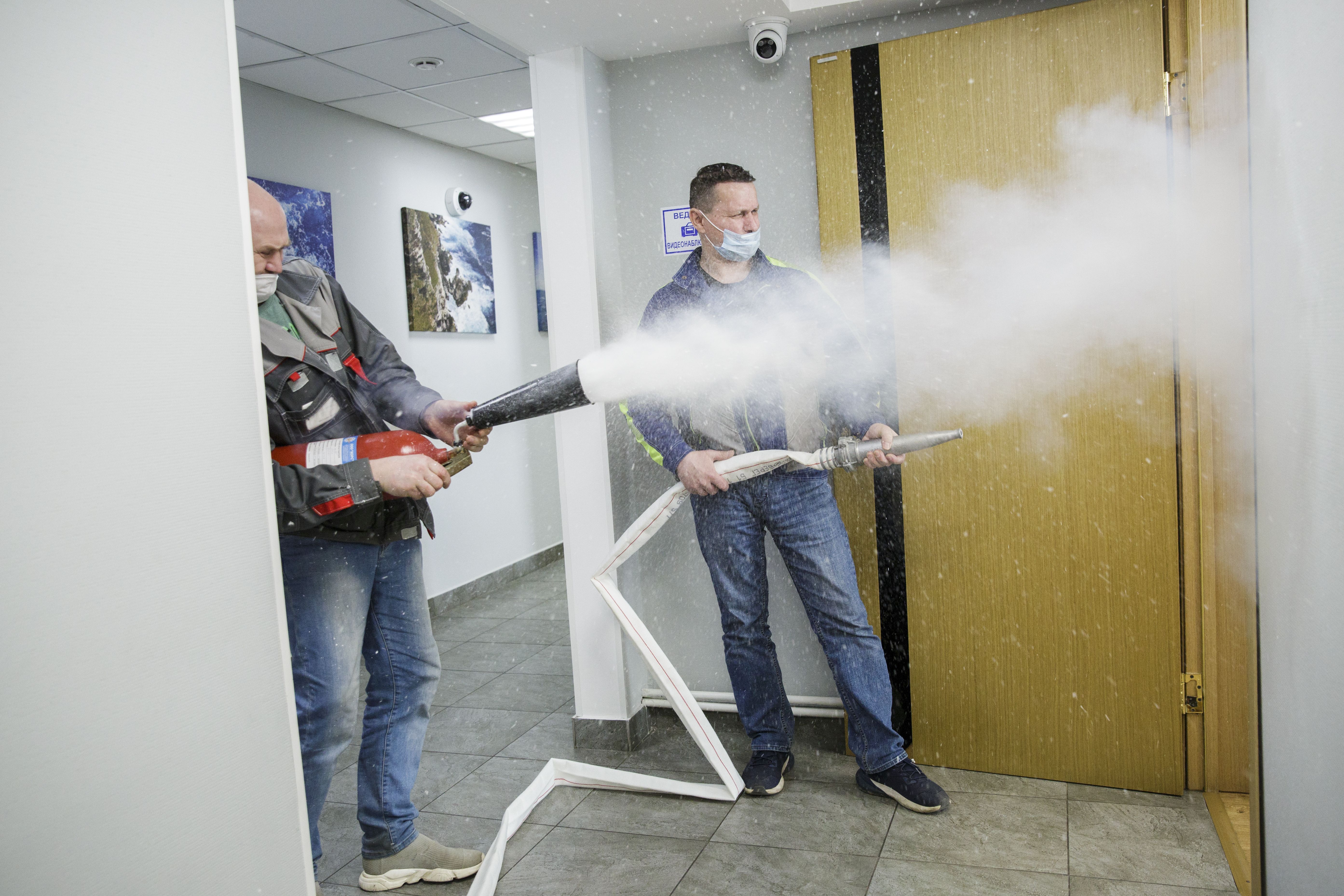 В ФБУ «НТЦ ЯРБ» прошла тренировка по эвакуации работников при пожаре